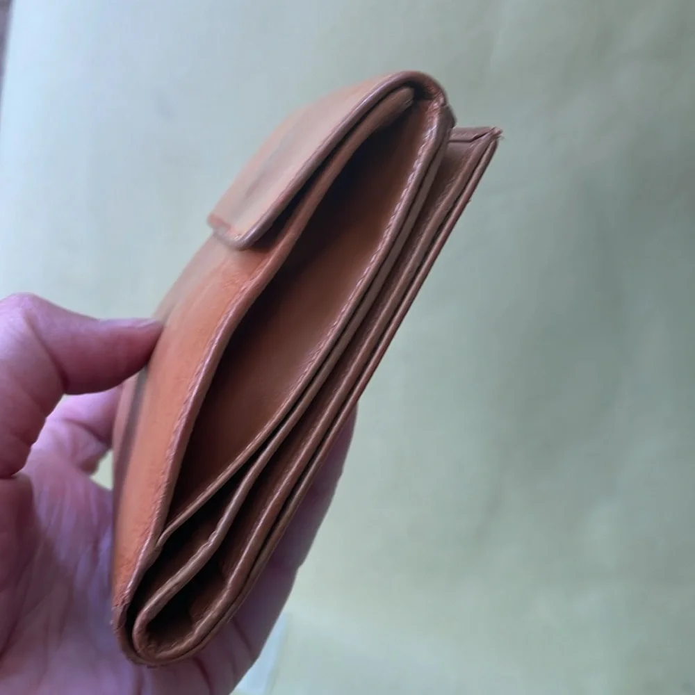 Vintage Fendi orange ten leather bifold wallet